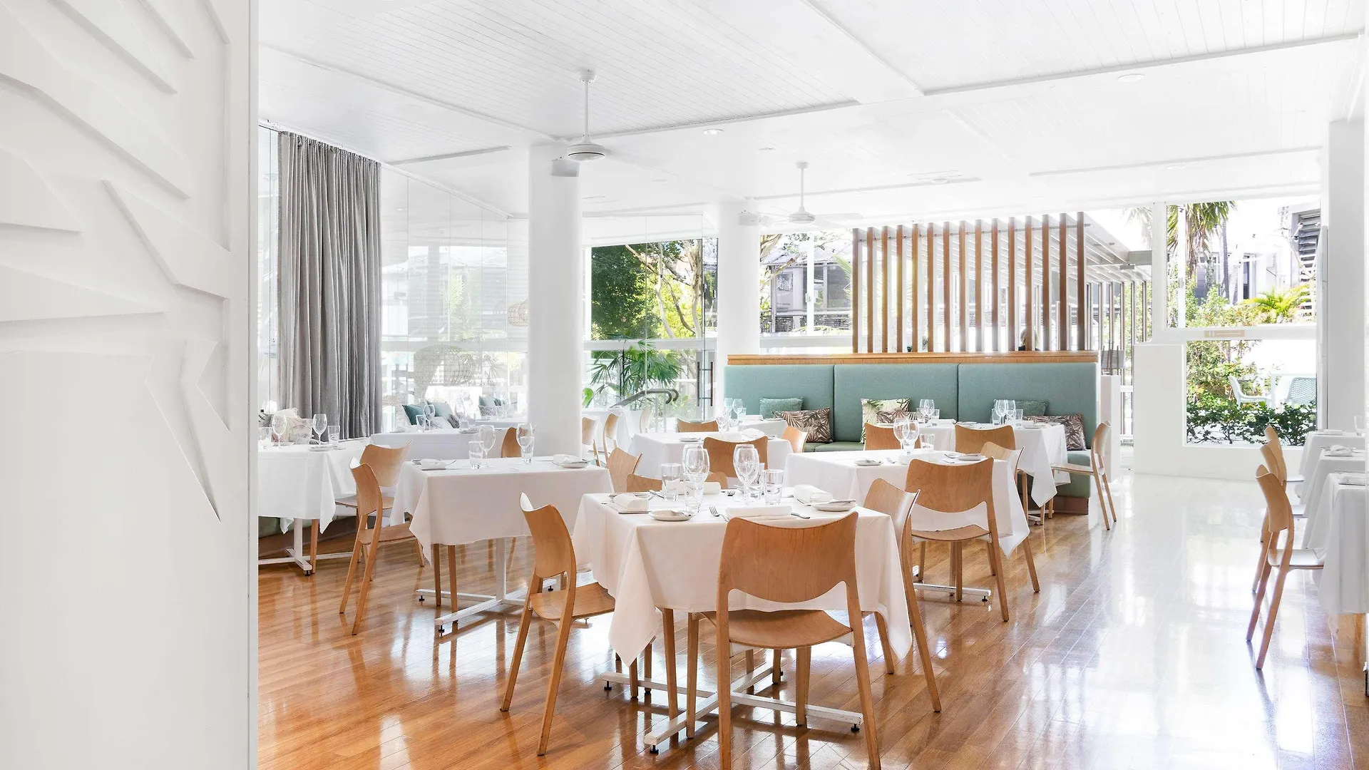 Sofitel Noosa Pacific Resort נוסה